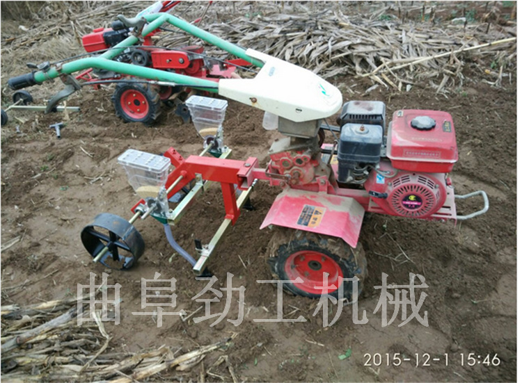 3BJXTUY{QSQKI)IQCHTY}8C