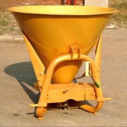 亚泰CDR-600撒肥机   撒播机 四轮拖拉机后置型撒肥机