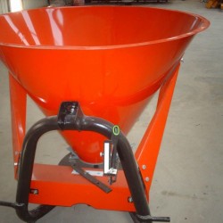 直销CDR--300L优质高效撒播机 撒肥机  铁桶撒播机
