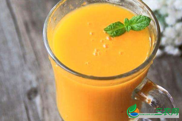 香甜凉爽芒果汁的做法 喝芒果汁的功效与作用有哪些？