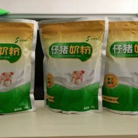 初生仔猪的选择-中博特仔猪奶粉