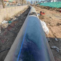 自来水管网施工HDPE800口径管道对接热熔施工